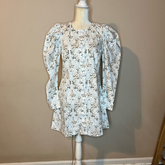 💃🏻DANIELLE BERNSTEIN White Sheath Dress with Puff Sleeves - Picture 2 of 7